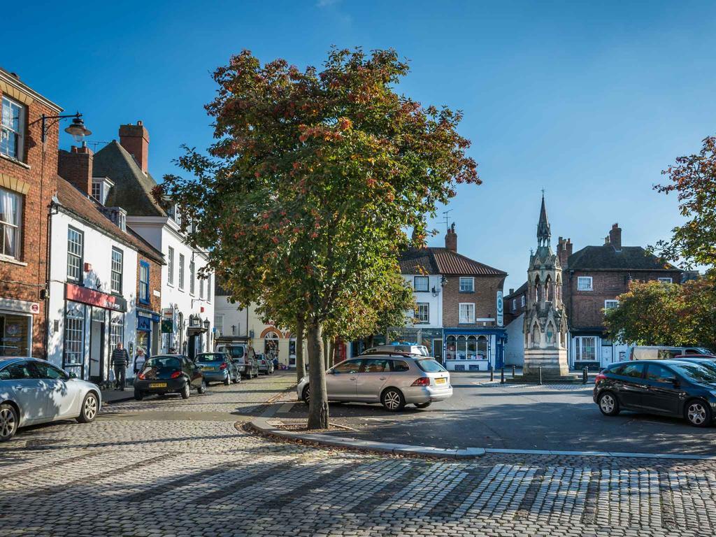 The Admiral Rodney Hotel, Horncastle, Lincolnshire Хорнкасъл Екстериор снимка