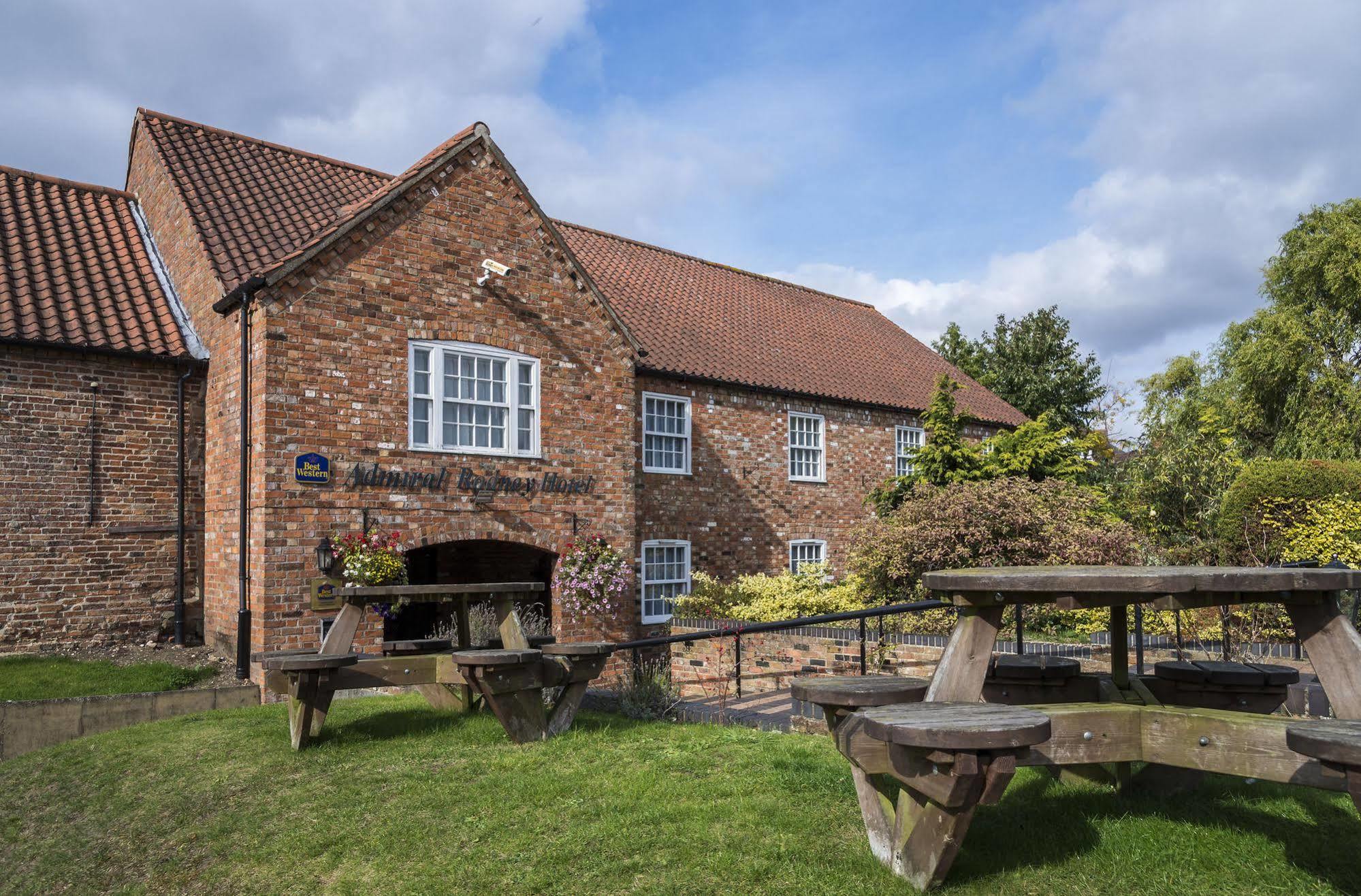 The Admiral Rodney Hotel, Horncastle, Lincolnshire Хорнкасъл Екстериор снимка